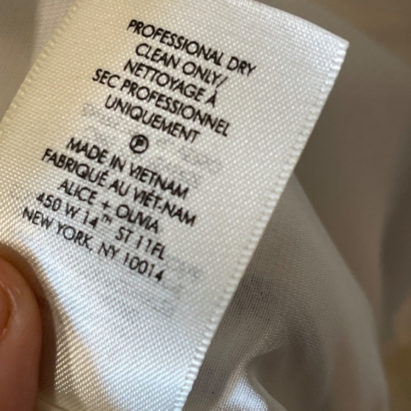 Linen Sleeveless Jumpsuit - Picture 11 of 16